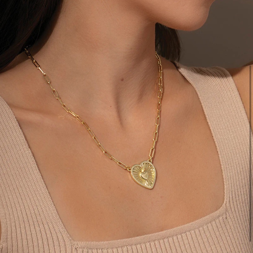 Uncommon James Radiating Heart Necklace